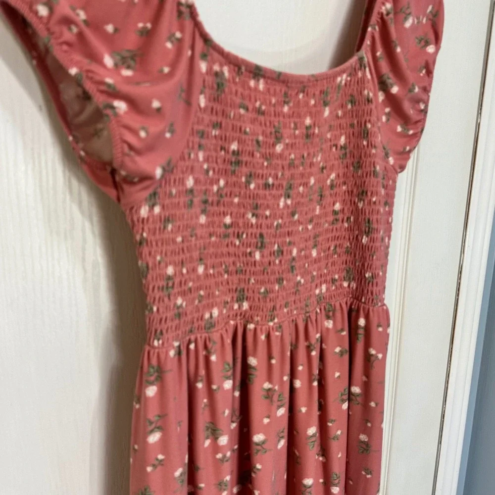 Derek Heart Women Pink Floral Twist Front Smocked Back Mini Dress Medium
